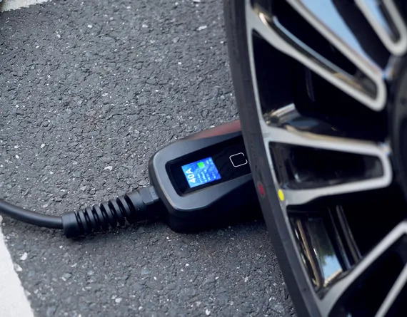 شاحن السيارات الكهربائية المحمول – BESEN PCD040 7 شاحن السيارات الكهربائية المحمول – BESEN