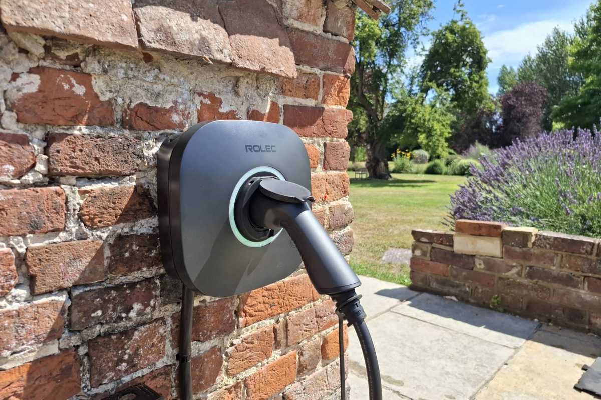 شاحن سيارات كهربائية ذكي Rolec EVO