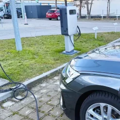 شاحن ذكي من صن جرو بقدرة 22كيلووات